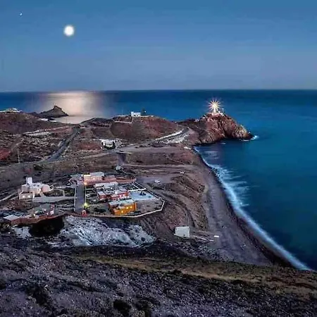 Casa De La Media Luna